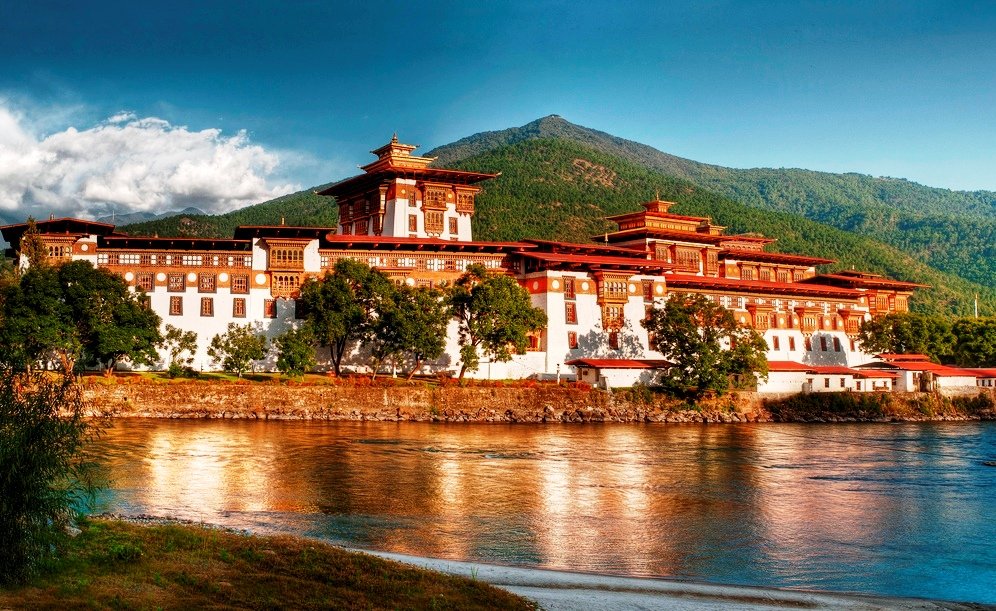Bhutan Travel 5 days : Paro Thimphu Punakha Tour I
