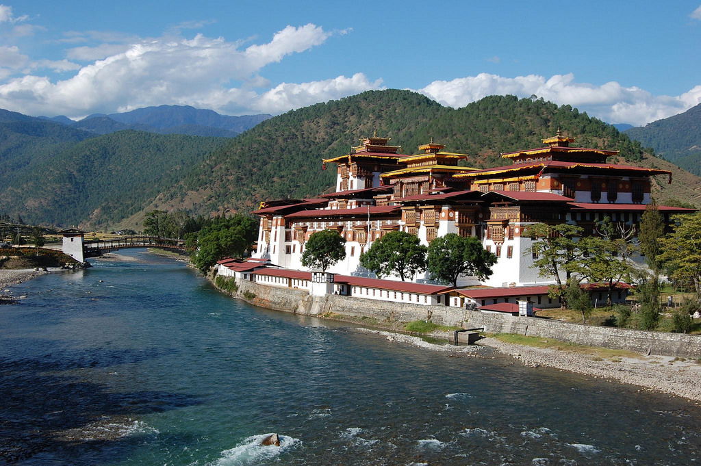 punakha-dzong