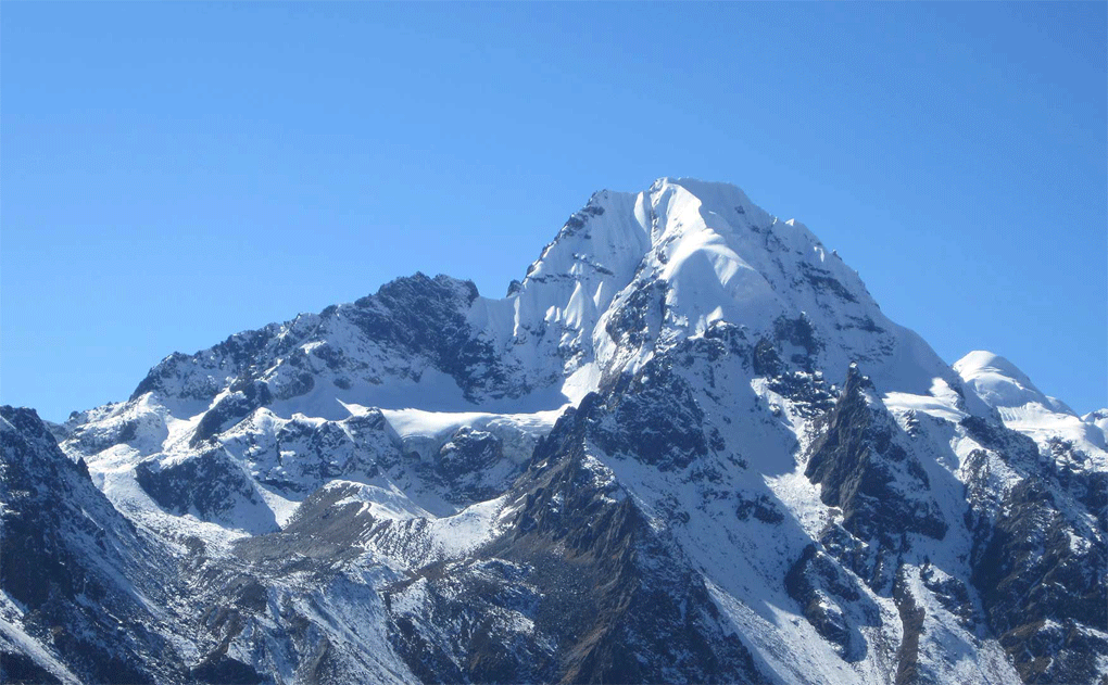 Yala Peak Climbing Summit in Langtang Nepal