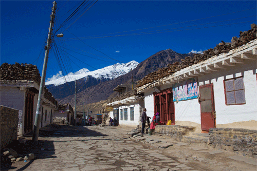 Annapurna Circuit Trek: Affordable Cost and Package