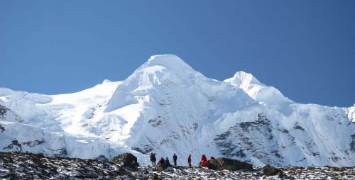 Mera Peak vs Island Peak climbing Nepal