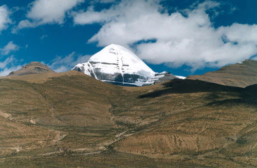 Mount Kailash Tour from Singapore: Travel Guide to Explore the Divinity